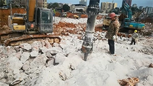Divisor de rocas de servicio pesado montado en excavadora P240